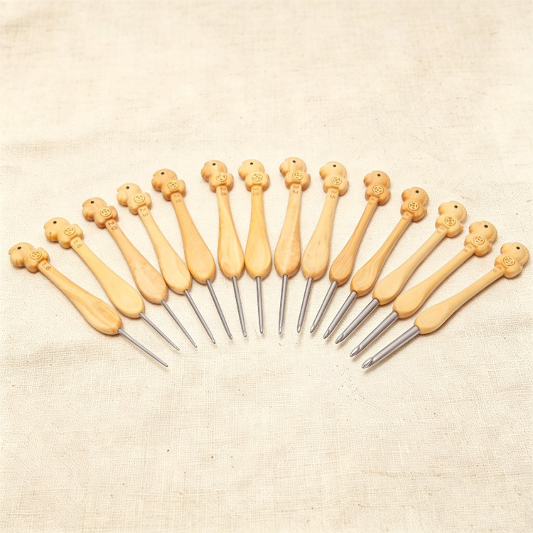 Lucky Horse Wooden Crochet Hoo - đánh giá và giá Wooden Crochet Hooks Ergonomic Handle