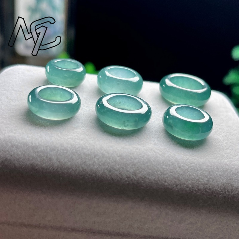Natural Emerald Blue Water Luc - đánh giá và giá Beading