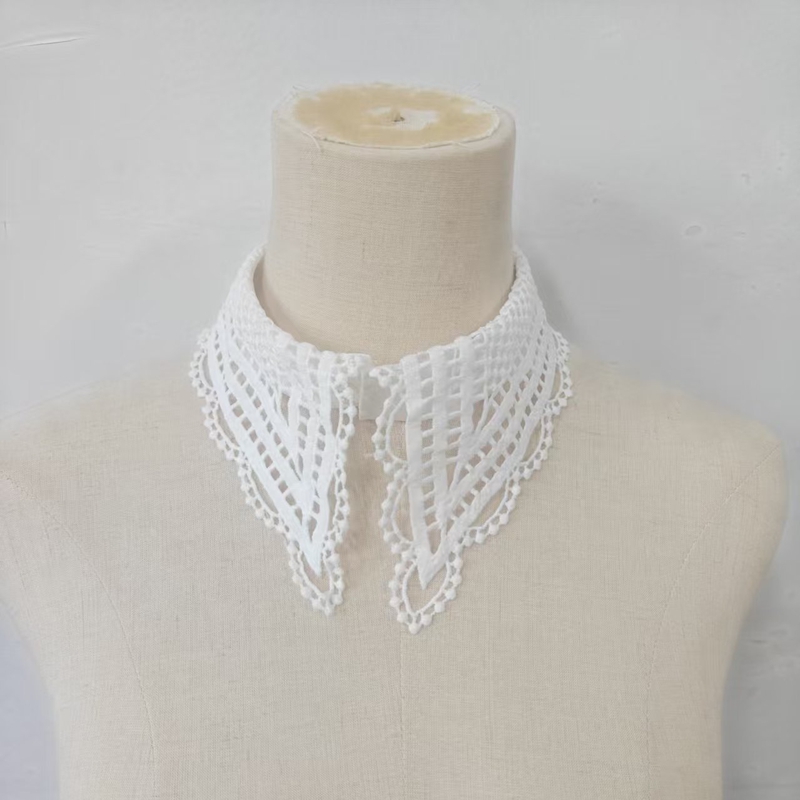 Lady White Ruffled False Colla - đánh giá và giá Embroidery